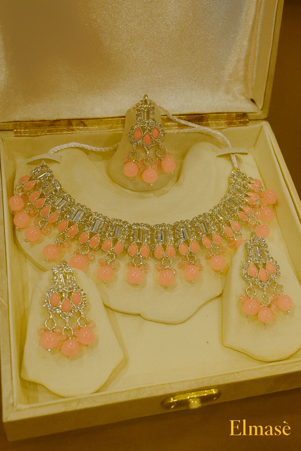 Golden Stone straight necklace