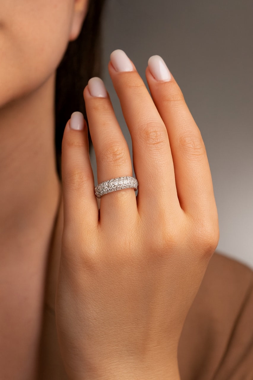 Classic Diamond Cluster Band