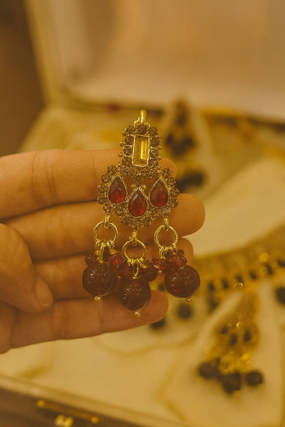 Golden Stone straight necklace