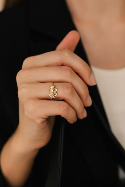 Golden Swan Love Ring